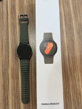 Samsung Galaxy Watch7 Olive Green Silicone Strap Smartwatch